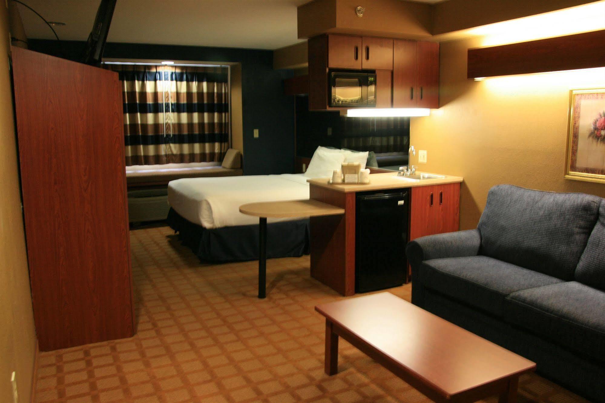Microtel Inn & Suites By Wyndham Starkville Εξωτερικό φωτογραφία